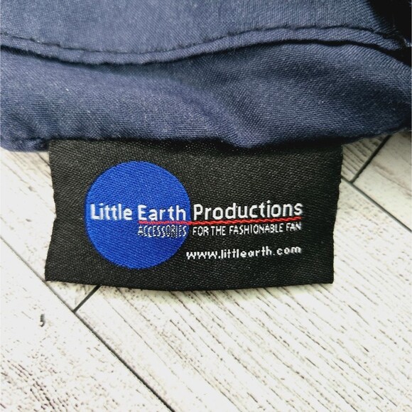 Atlanta Braves Officially Licensed MLB Fold Over Wristlet - Picture 9 of 9